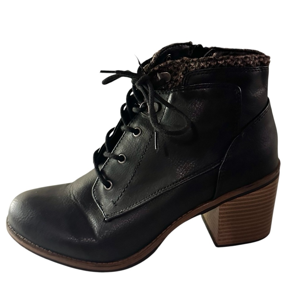 White Mountain Ankle Boots Women’s Size 9 Black